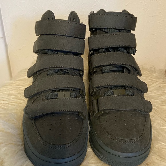 Nike x Billie Eilish Air Force 1 high strap - Picture 1 of 5